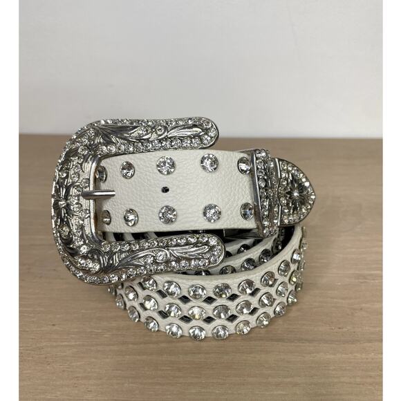 Women\'s Western Rhinestone studded leather belt white L 42\